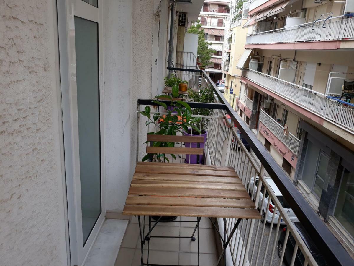 Romantically Allured Studio Next To The Center Thessaloniki Exterior photo